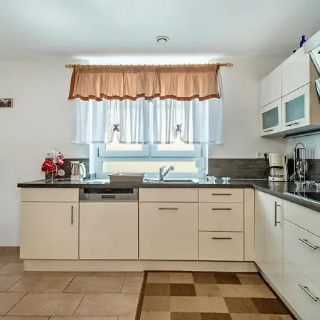 Storchennest * מרקדורף